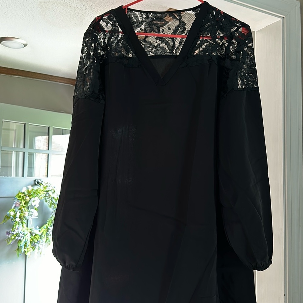 Black polyester lace back dress